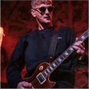 I teach guitar and bass to students of all ages and abilities