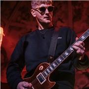 I teach guitar and bass to students of all ages and abilities