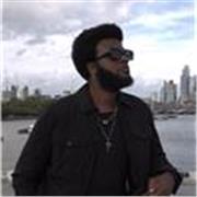 Experienced singer/songwriter offering singing and coaching lessons for all levels!