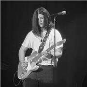 ROCK AND POP GUITAR TEACHER - GRADE 8 - PATIENT - ACOUSTIC OR ELECTRIC - ONLINE LESSONS