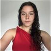 Soy una persona responsable, cercana y con muchas ganas de ayudar a los demás. Me adapto fácilmente a las necesidades de cada uno.