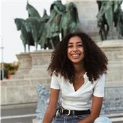 Universitaria que ofrece ayuda a modo de profesora particular en diversas materias: matemáticas, inglés, lengua castellana, etc