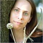 Madrelingua appassionata di cultura e antropologia empatica desiderosa di trasmettere in maniera efficace!