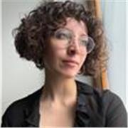 Madrelingua americana offre lezioni di inglese personalizzate per tutte le età