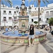 ¿Quieres mejorar tu español para viajar, trabajar o simplemente disfrutar del idioma?
¡Yo te ayudo!