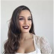 Offro lezioni di canto per sbloccare il tuo potenziale vocale!
! Specializzata in canto musical!