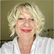 Cadre supérieur en Banque en retraite depuis septembre 2025, diplômée Essec 