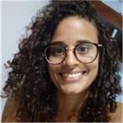 Professora de português e literatura, com experiência em aulas online e presenciais para crianças, adolescentes e adultos
