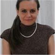 Laureata in giurisprudenza offre lezioni di materie letterarie- economico- giuridiche