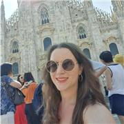 Mujer Nativa Bilingüe Canadiense y Italiana en Lugo