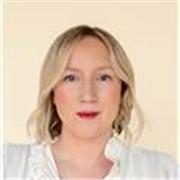 I'm an empathetic and thoughtful coach who provides a supportive base for students to build their confidence. 