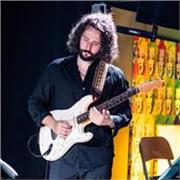 CHITARRA/BASSO/TEORIA- Lezioni di chitarra, improvvisazione, basso elettrico, teoria e armonia e preparazione per corsi accademici