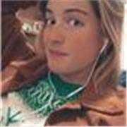 Studentessa con esperienza nel campo delle ripetizioni impartisce lezioni private di inglese; si garantiscono empatia, comprensione e massimo impegno per ogni tipo di difficoltà