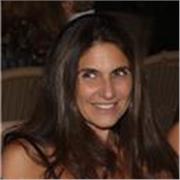 cerco di alleviare lo studio aiutando bambini/ragazzi ad imparare un metodo in italiano, storia, arte, diritto, inglese.