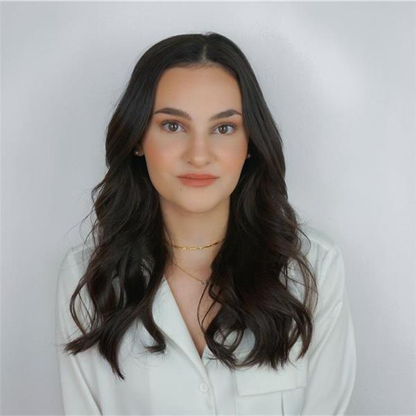 Private Mathe Nachhilfe Online & In Regensburg Viktoria Konrad. Viktoria