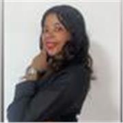 Respectuosa , determinata e passionata per i linguaggi e l’insegnamento