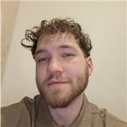 Zuverlässig, motiviert und belastbar; technisches Verständnis, pädagogische Erfahrung als Trainer, teamfähig, strukturiert und lös