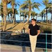 Profesor de apoyo escolar. Doy clases de primaria para el curso 2026/27 hasta 1ESO