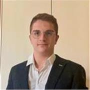 Medico laureato, lezioni di chimica