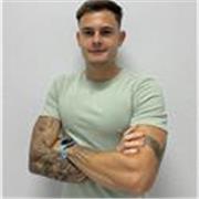 Doy clases deportivas enfocado a cualquier nivel o edad, adaptandome al usuario y trabajando de manera progresiva