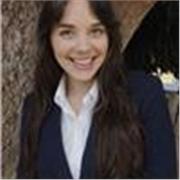 Professora de português com aulas on-line interativas para adultos e crianças