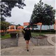 Bachiller de Derecho con 3 años de experiencia y muchos años de experiencia en cuidado de niños. Estoy muy dispuesta a aprender.