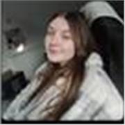 Estudiante universitaria de filología hispánica apta para primaria/ESO.