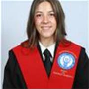 Profesora de biología, matemáticas y física capacitada para dar clases a alumnos de cualquier edad.