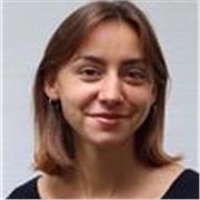 Profesora de italiano con enfoque en el mundo del arte (conversación)