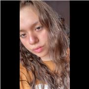 Joven profesora de inglés, para niños nivel primaria