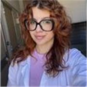 Studentessa al secondo anno di medicina a Torino, propone lezioni di matematica, fisica, chimica e materie umanistiche dalla scuola elementare al primo biennio della scuola superiore. Diplomata con 100lode al liceo scientifico