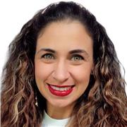 Soy Diseñadora de Modas con 10 años de experiencia