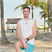 Campeón escolar egresado de derecho, ofrece clases particulares de ajedrez en Santiago