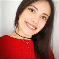 Docente de oratoria y comunicación en Colombia a nivel nacional (las clases son virtuales, presenciales solo en la ciudad de Bogotá). Mi metodología se basa en la explotación de capacidades del estudiante y el mejoramiento continuo de su comunicación aser