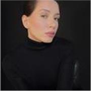 Comédienne et voix-off, je donne des cours de lecture, diction et expression orale