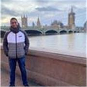 Soy una persona espontánea y alegre, me divierte enseñar, tengo 12 años de experiencia como docente en el área de programación básica, ingeniería de software,frontend y QA. Mis clases está dirigidas a un grupo diverso, que abarca estudiantes desde básica 