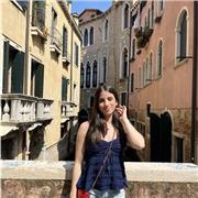 Estudiante de Educación Primaria en la Universidad del País Vasco, actualmente cursando el último año.