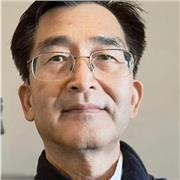 Helping student experiencing difficulty to understand the subject.