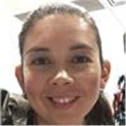 Profesora de castellano para extranjeros, hablo inglés y un poco de italiano y frances.