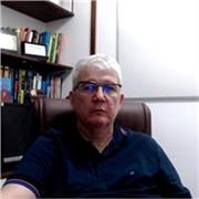 Professor de Química com experiência em aulas online