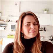 Laureata in giurisprudenza con piu di 10anni di attività