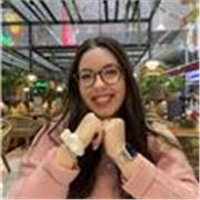 Soy una chica universitaria, que le gusta mucho poder ayudar y aprender de forma constante