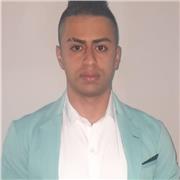 Profesor de inglés, con alto nivel enfocado en el inglés hablado y de negocios. I'm English teacher, with a high English level in speakout and business conversación