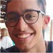 Professor de inglês com experiência em aulas presenciais para crianças do fundamental 1 e 2