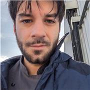 Titulaire d'un bac pro , mention dessert en restaurant et mention Barman , une belle expérience qui donne envie de transmettre