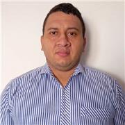 profesor de informatica con carreras a fines explico especificamente el tema deseado con ejemplos y practicos