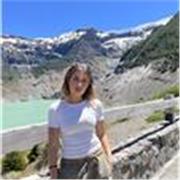 Profesora de inglés particular con más de tres años de experiencia.