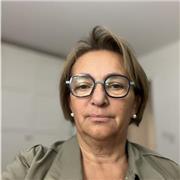 Intervenant professionnel donne cours particuliers ou collectifs présentiels ou distanciels