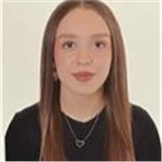 Estudiante del Grado de Educación Primaria en la Universidad de Valladolid, me defino como una chica apasionada por la profesión.