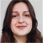 Profesora de inglés y ciencias (biología, matemáticas...)